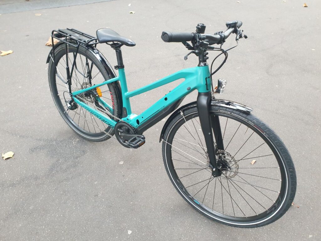 VAE Moustache équipe